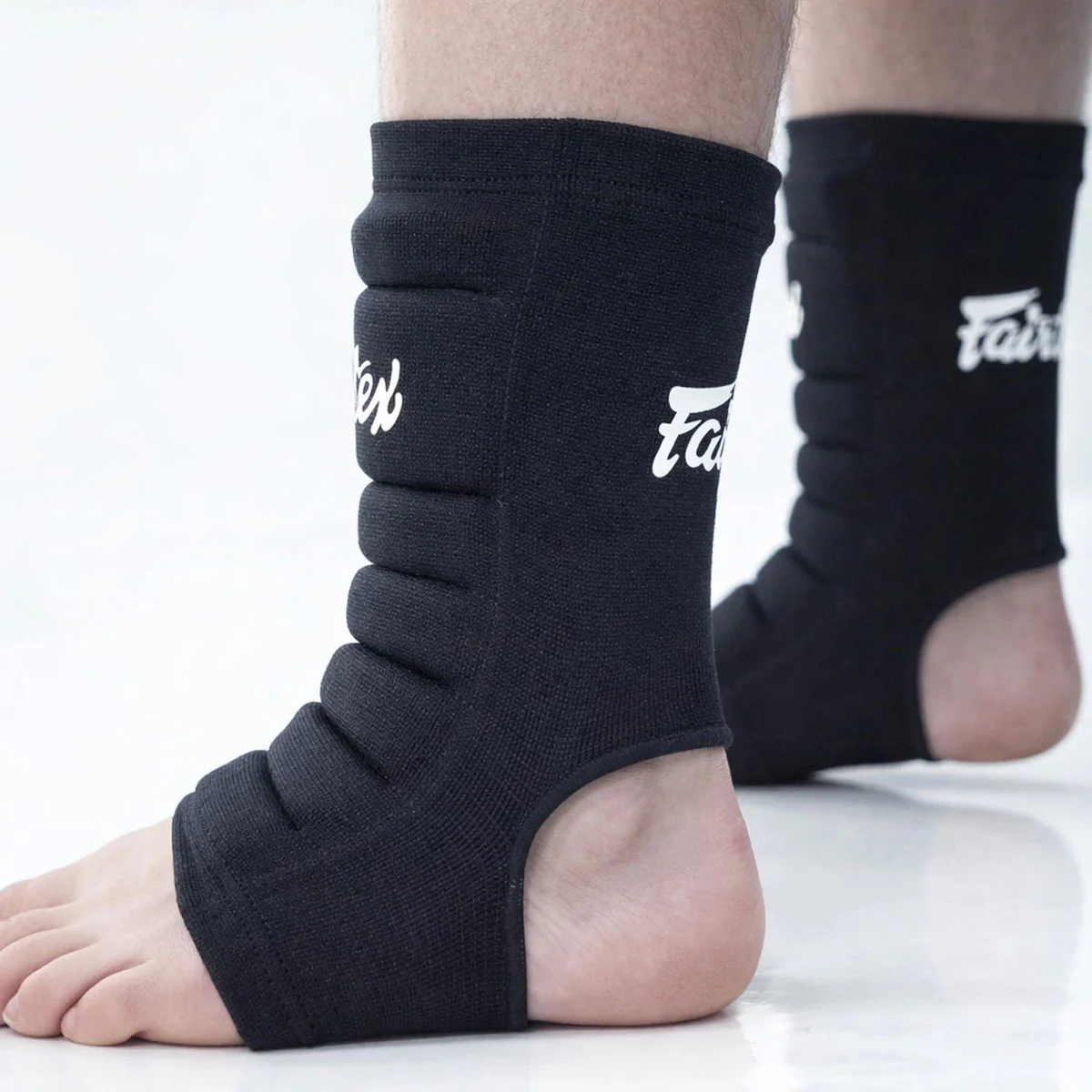 Ankle supports Fairtex Padded AS2 Black - Image 2