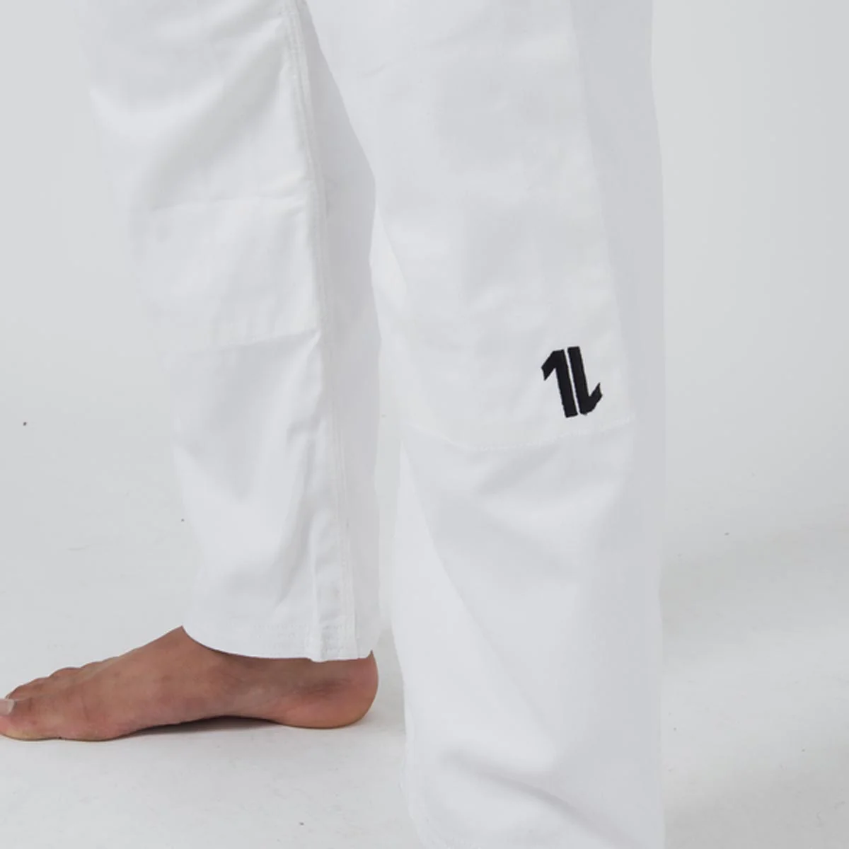 BJJ Gi Kingz The One V2 IBJJF White - Image 16