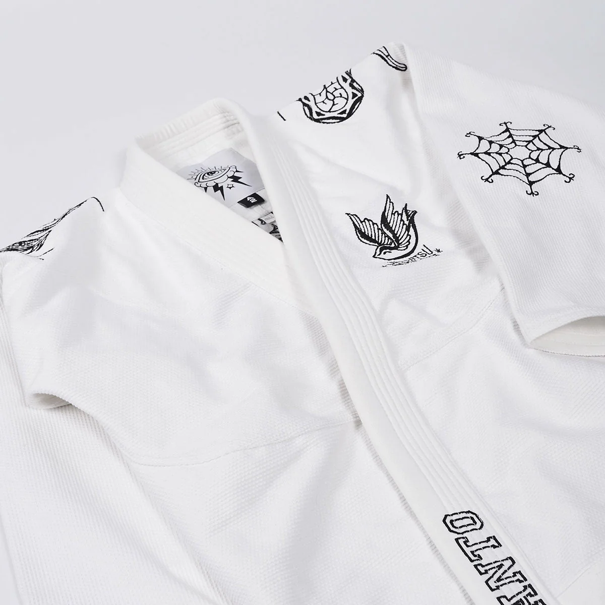 BJJ Gi Manto Miko BJJ Gi White  - Image 4
