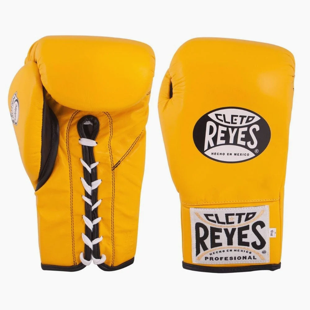 Boxing gloves Cleto Reyes Safetec CB4 Yellow with laces  - Image 2