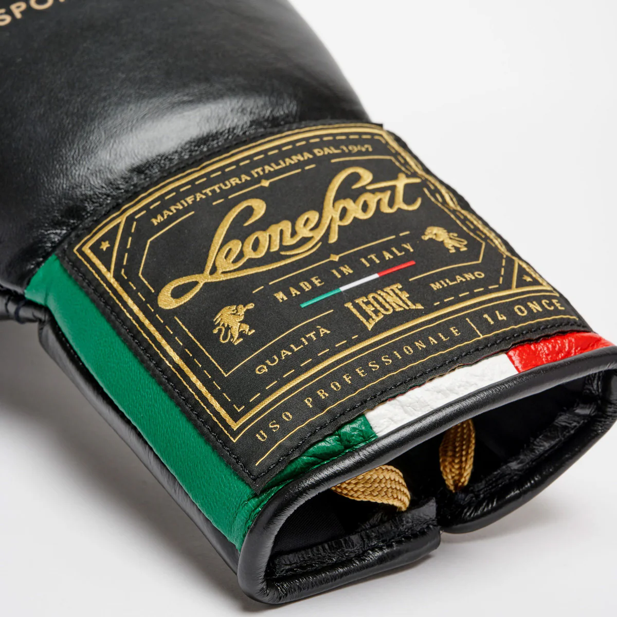 Boxing gloves Leone Orlando Tricolore with black laces  - Image 11