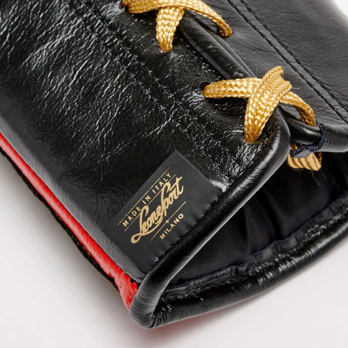 Boxing gloves Leone Orlando Tricolore with black laces  - Image 12