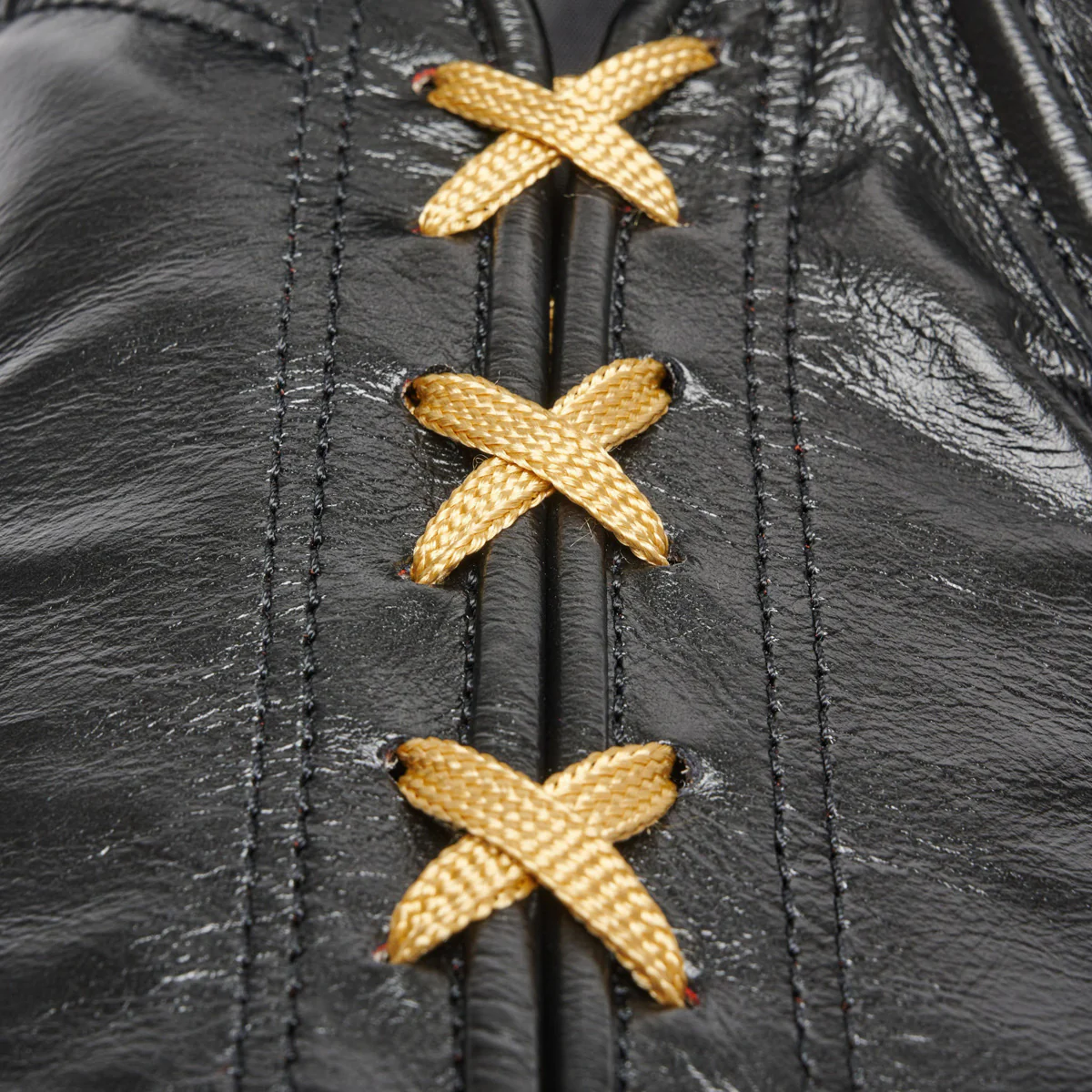 Boxing gloves Leone Orlando Tricolore with black laces  - Image 13