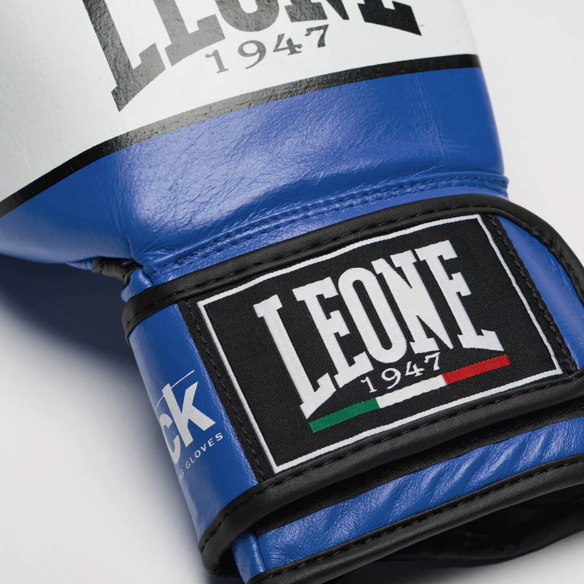 Boxing gloves Leone Shock GN047 - Image 18