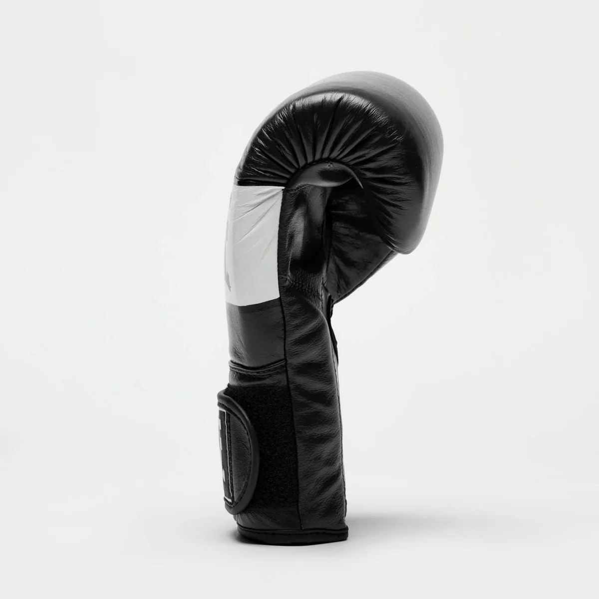 Boxing gloves Leone Shock GN047 - Image 4