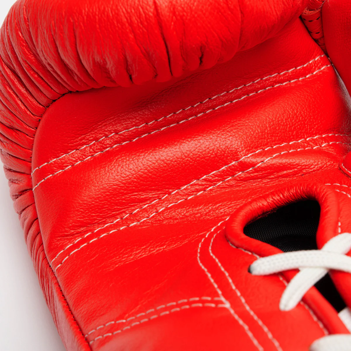 Boxing gloves Leone Sport Orlando Classico with laces Red  - Image 10