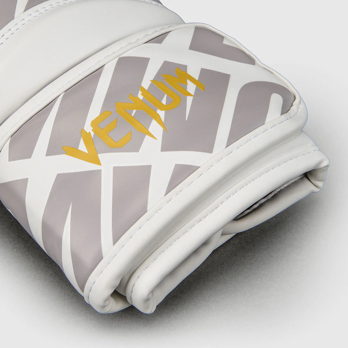 Boxing gloves Venum Contender 1.5 XT 3D White-gold - Image 4