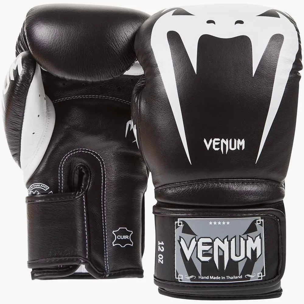 Boxing gloves Venum Giant 3.0 in Black-White Nappa  - Image 2