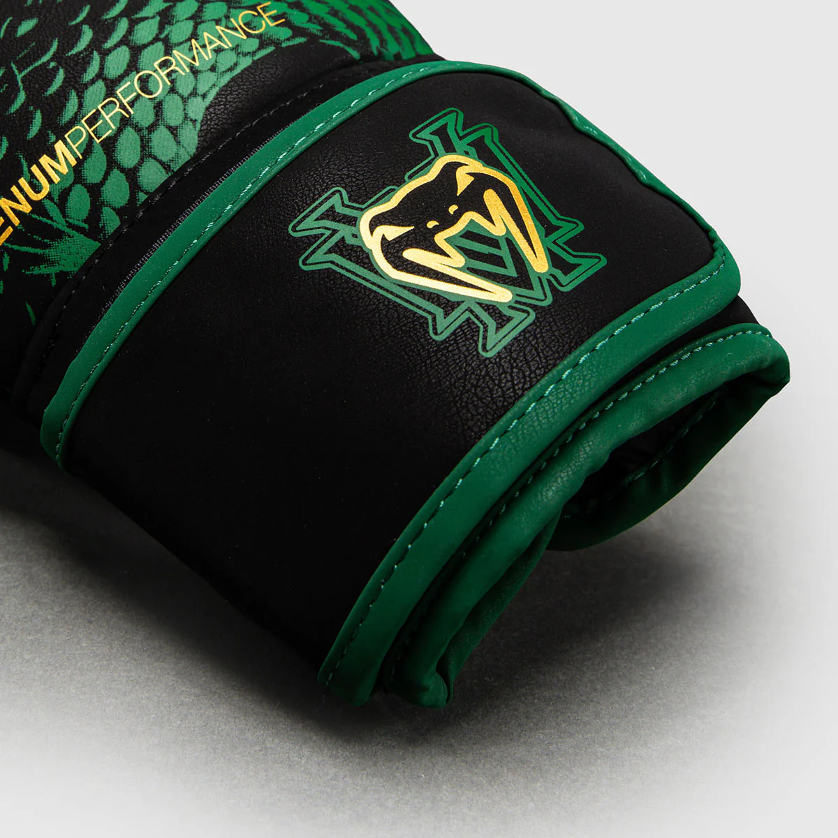Boxing gloves Venum Matupa Black-green - Image 4