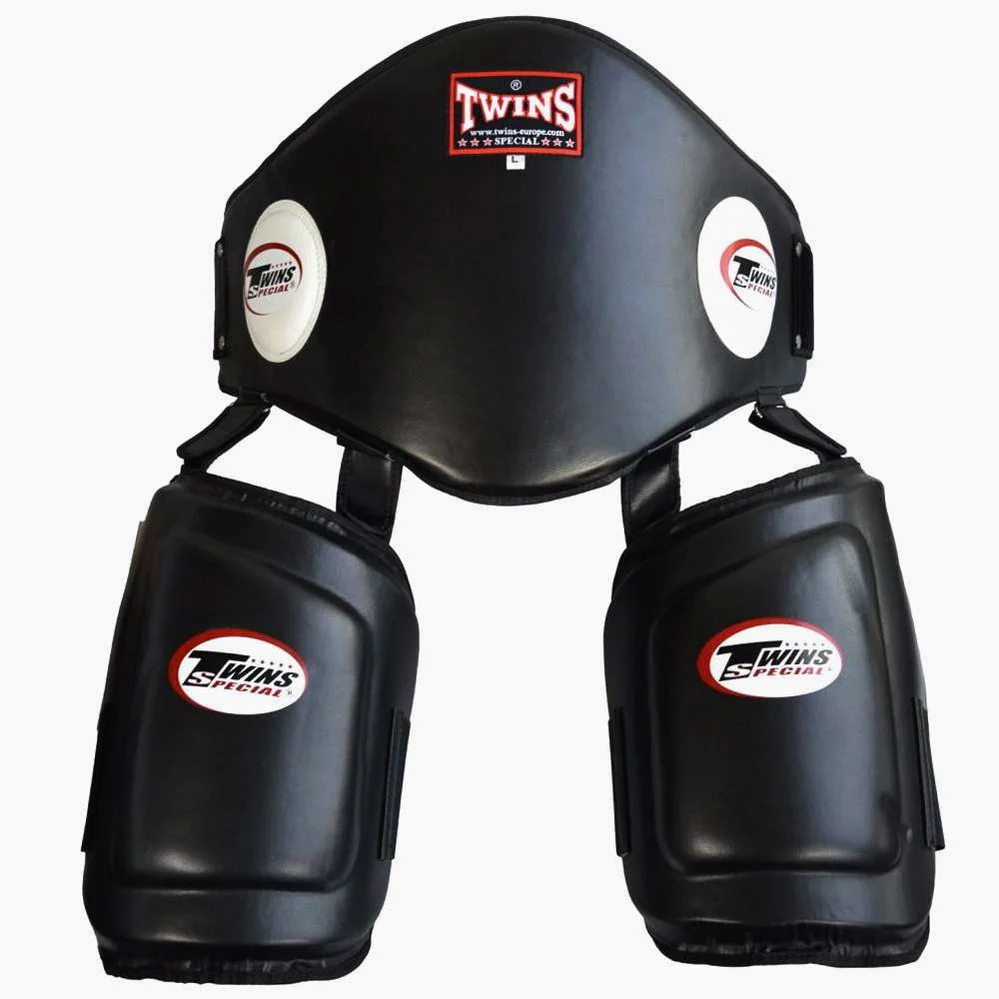 Master belt with thigh guards Twins Special BPLK 