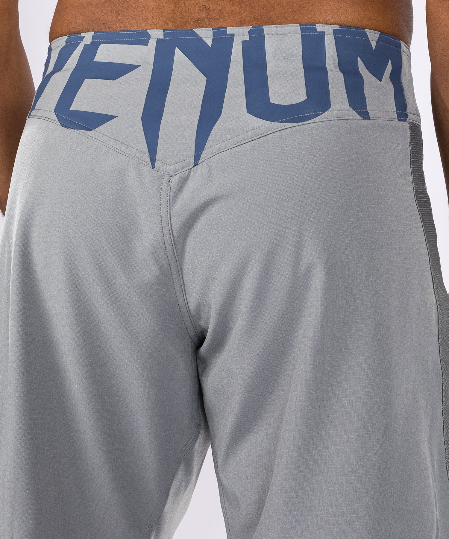 MMA shorts Venum Light 5.0  - Image 11