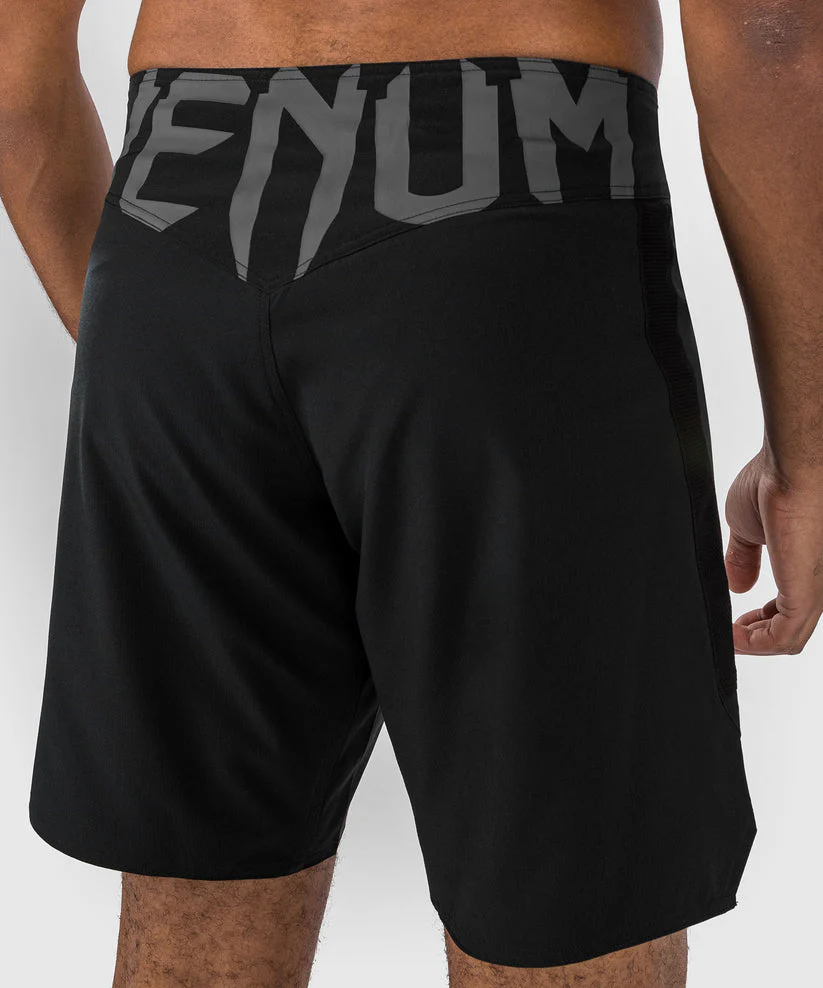 MMA shorts Venum Light 5.0  - Image 6