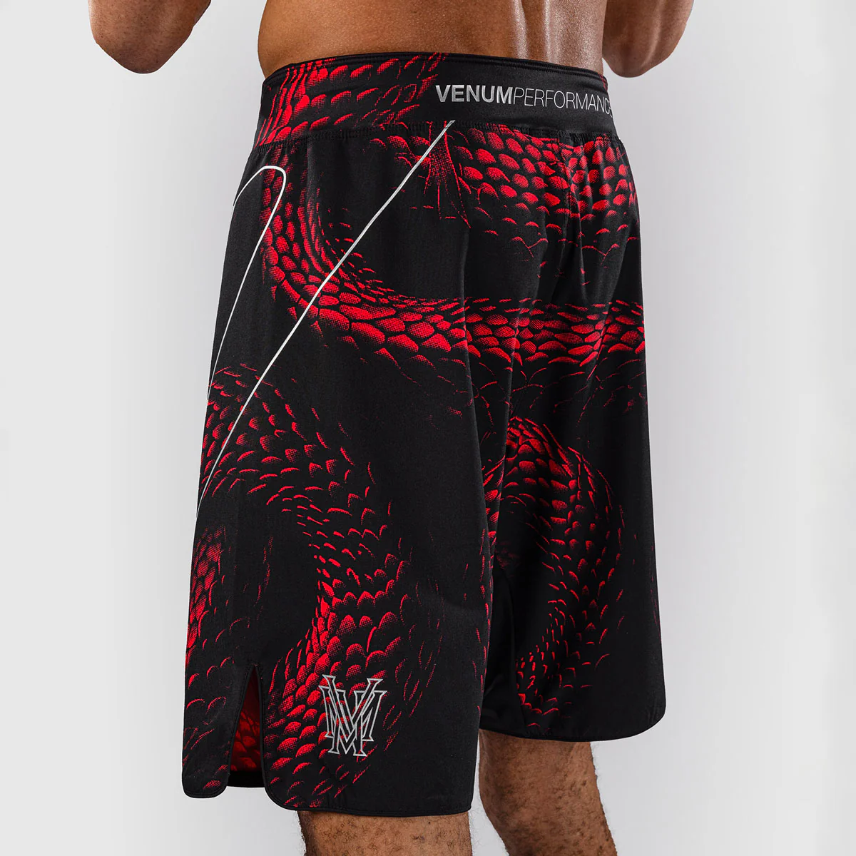 MMA shorts Venum Matupa Black-red - Image 5