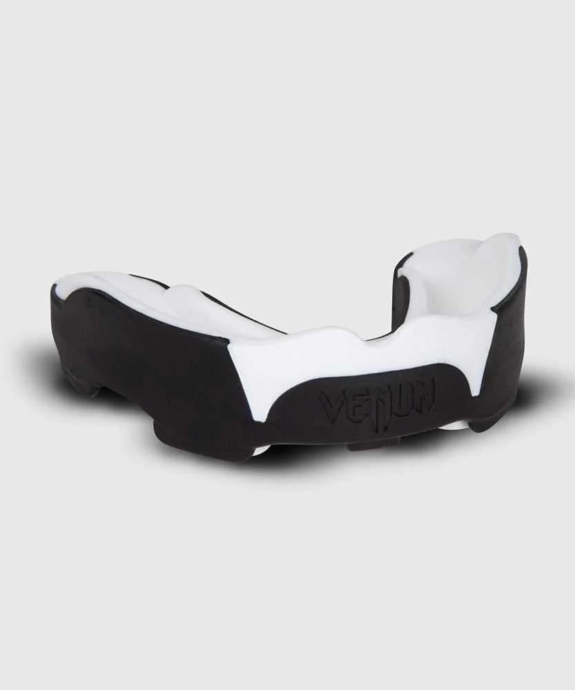 Mouthguard Venum Predator - Image 12