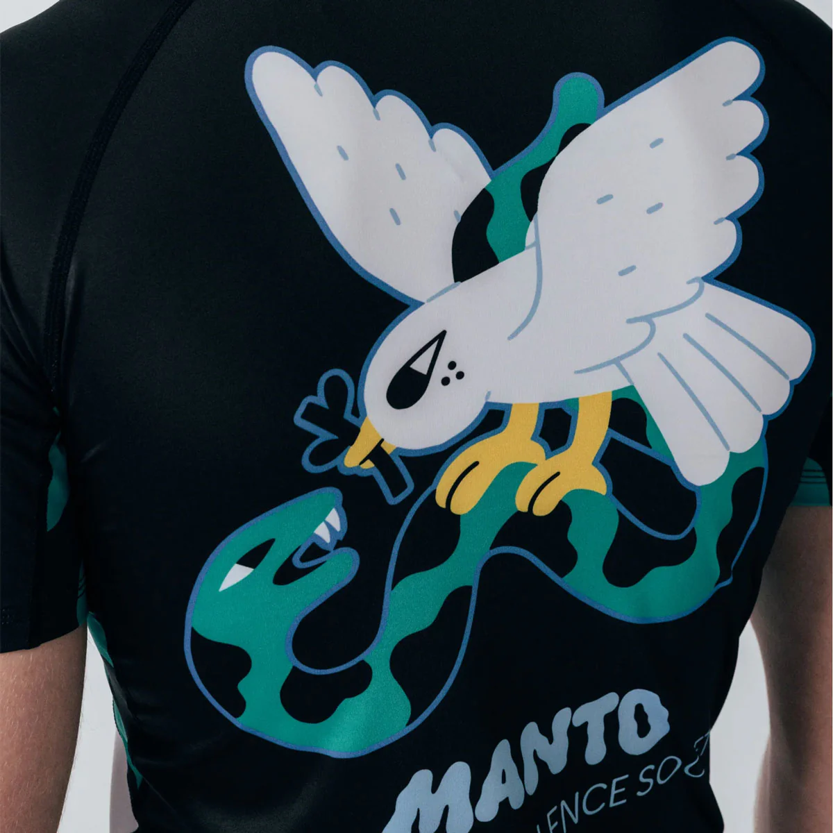 Rashguard Manto DOVE short sleeves  - Image 3