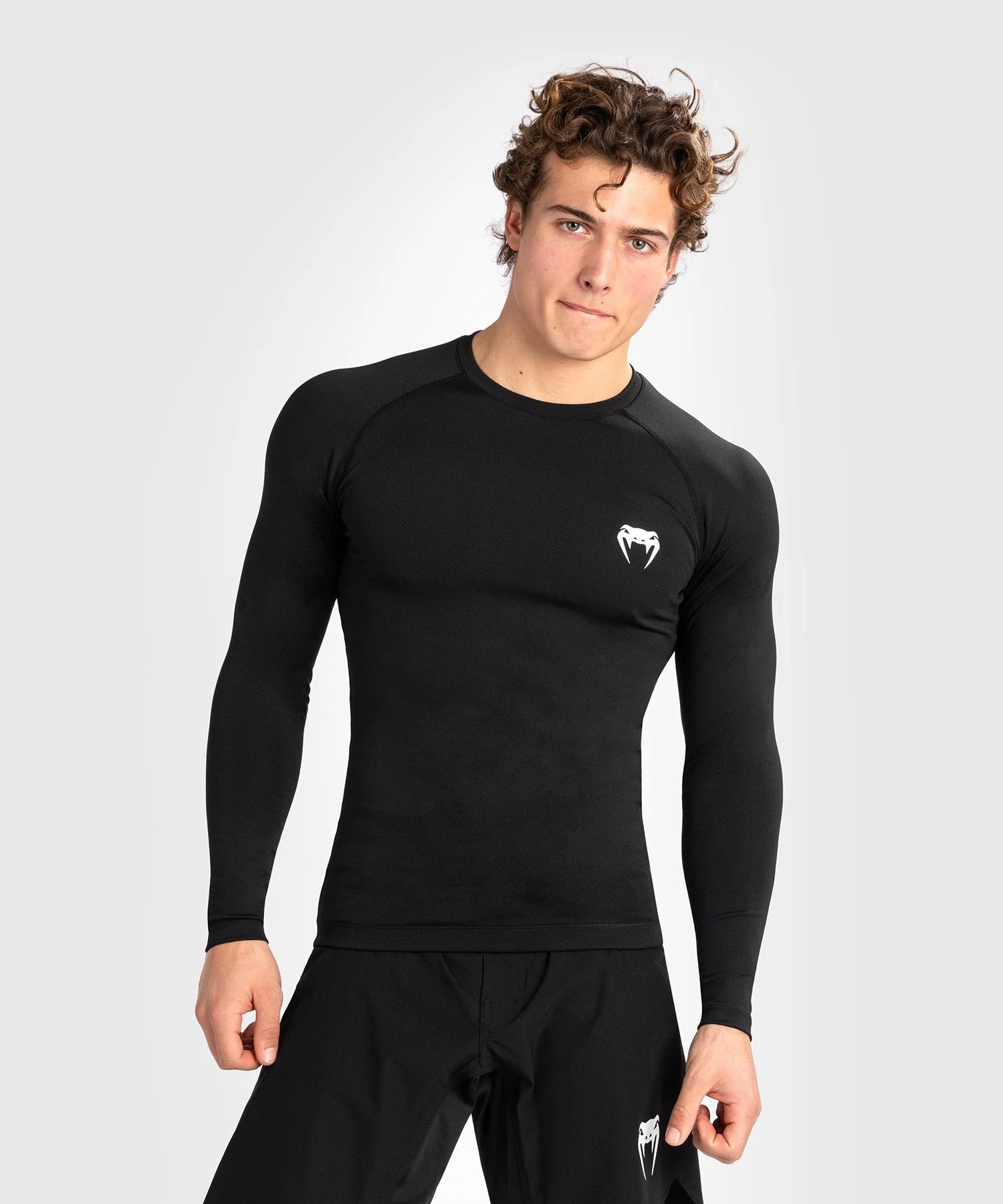 Rashguard Venum Contender long sleeves 