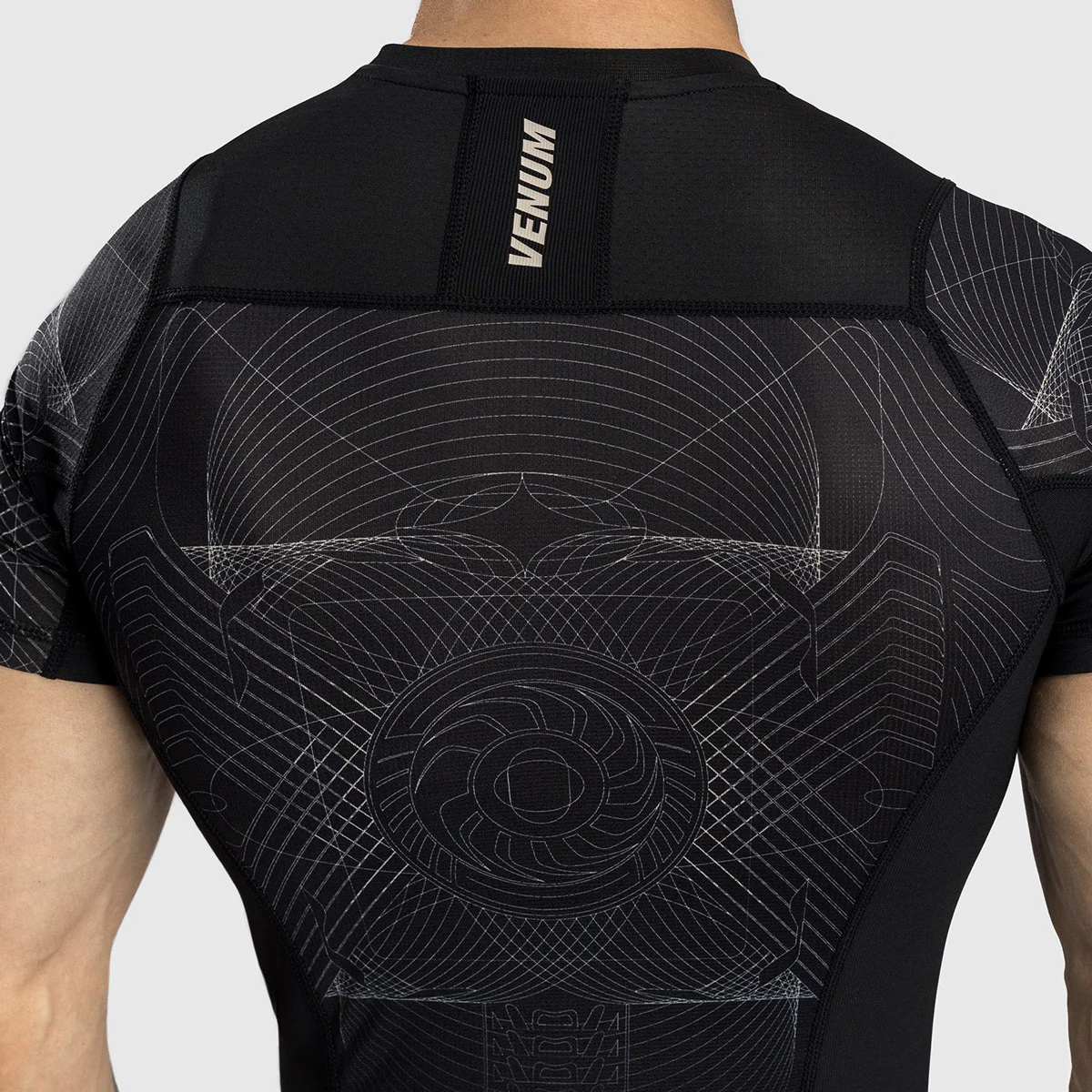 Rashguard Venum G-Fit Air short sleeves Black-sand  - Image 6