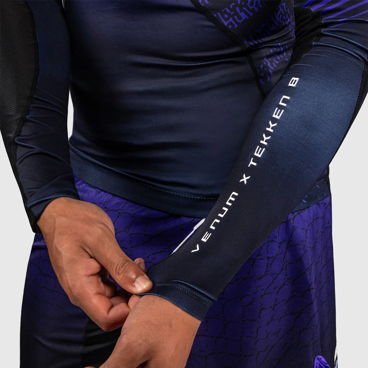 Rashguard Venum Tekken 8 Kazuya long sleeves Black-purple  - Image 8