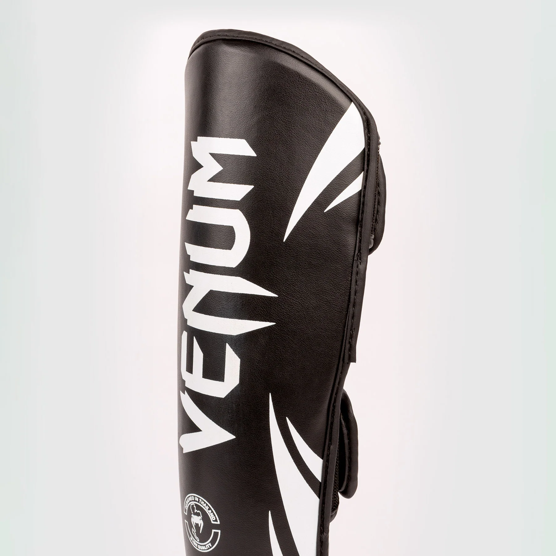 Shinguards child Venum Challenger Black-white - Image 3