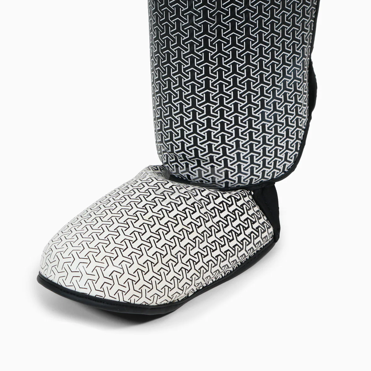 Shinguards with foot guard Adidas Pro Kickboxing WAKO Black-white - Image 5