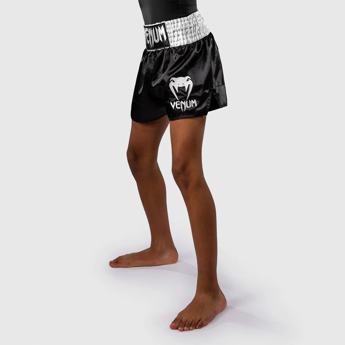 Shorts Child kick-thai Venum Classic Black-white  - Image 3