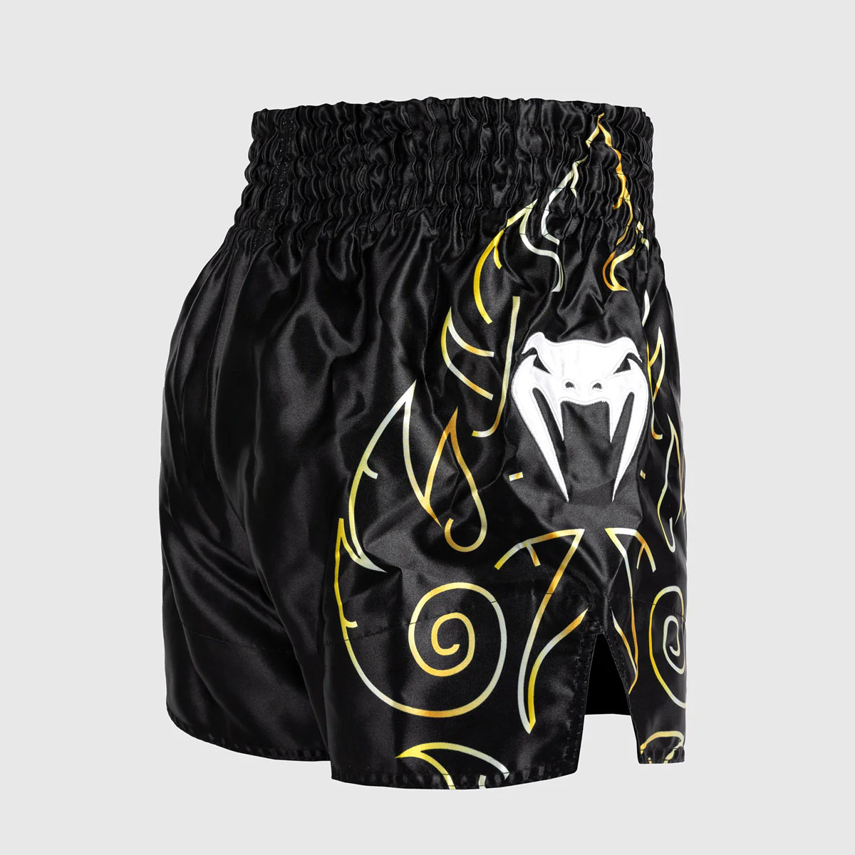 Shorts kick-thai Venum VTC Flames Black-gold - Image 3