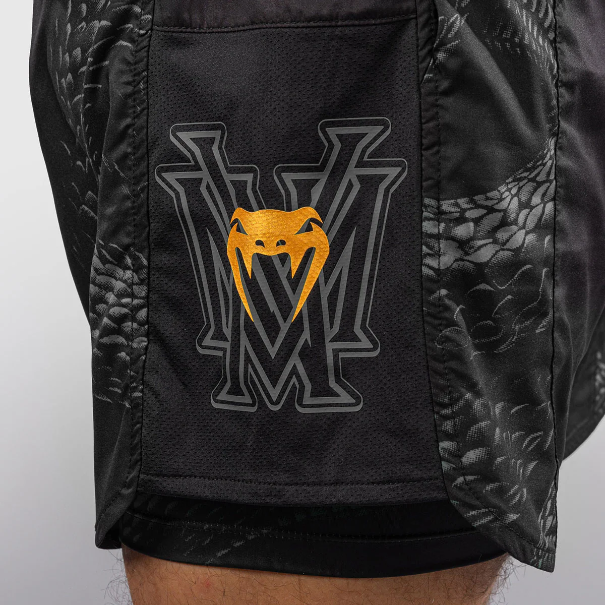 Shorts training Venum Matupa Black-gray - Image 5