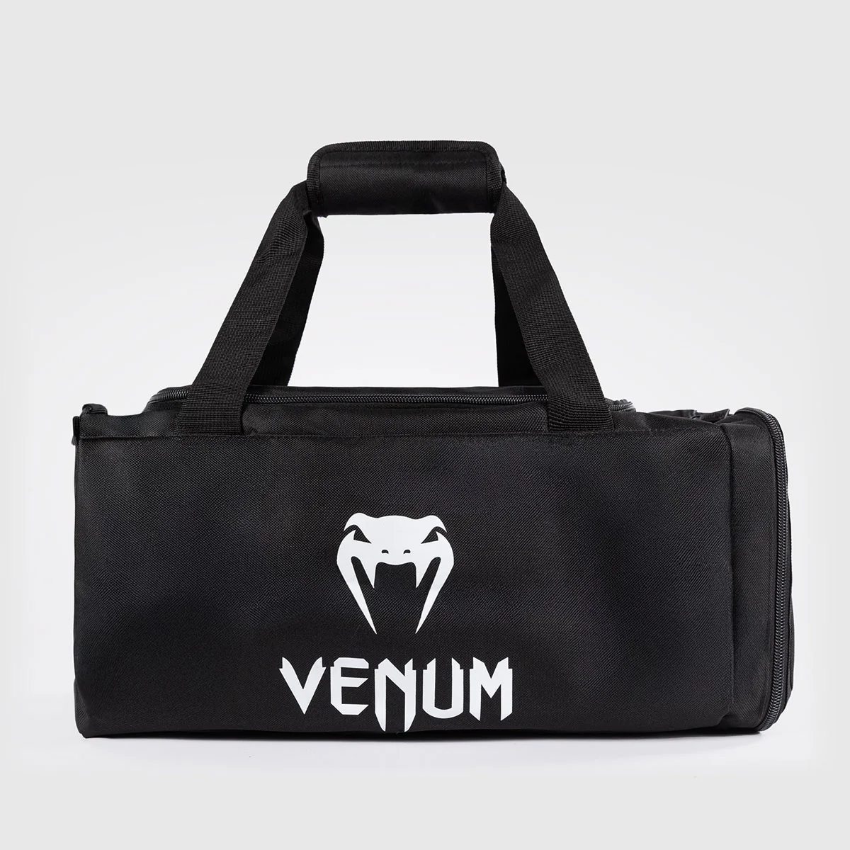 Sports bag Venum Essential 61 Lt Black