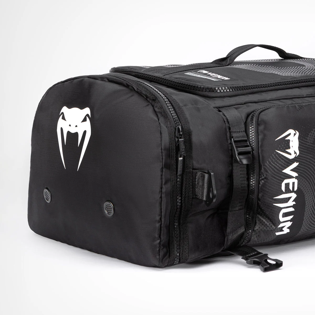 Sports bag Venum Shockwave Convertible 48 Lt Black  - Image 6